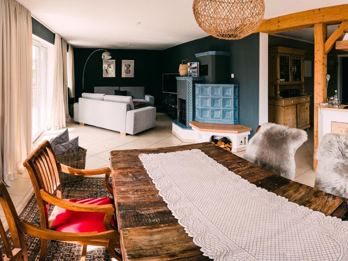 Ferienwohnung Auszeit Chieming Buitenkant foto