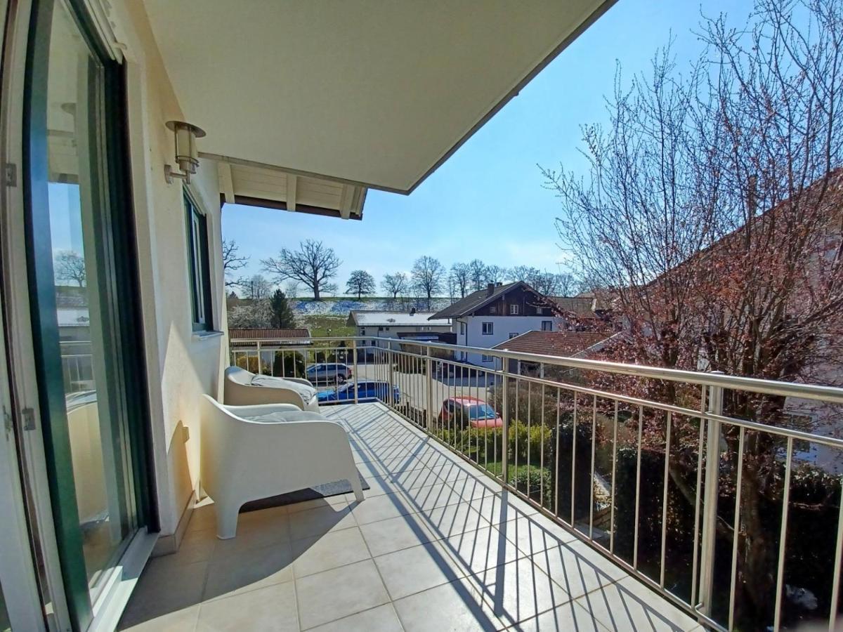 Ferienwohnung Auszeit Chieming Buitenkant foto